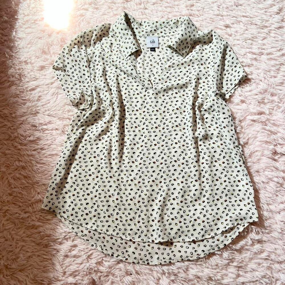 Cabi White Pebble Leopard Minimalist Professional Sheer Flowy Collared Blouse‎
